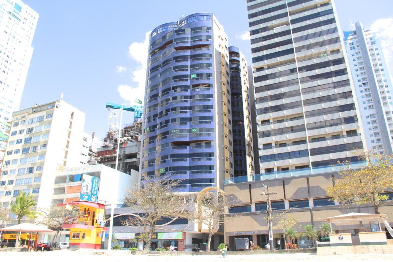 Apartamento Edificio Frente Mar 3 Dormitorios Apartamento