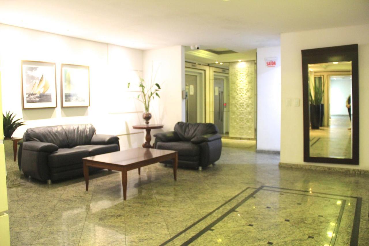 Apartamento Apartamento Edificio Frente Mar 3 Dormitorios *