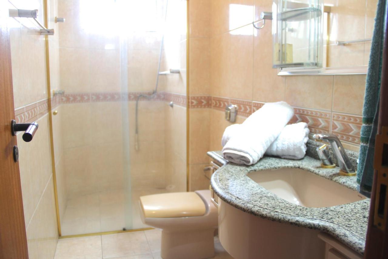 Apartamento Edificio Frente Mar 3 Dormitorios